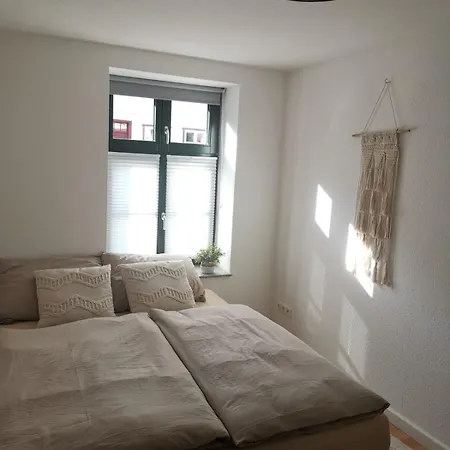 City-Apartment Mit Parkplatz & Fahrradraum! Nur 300M Zum Stadthafen Schwerin  Exterior photo